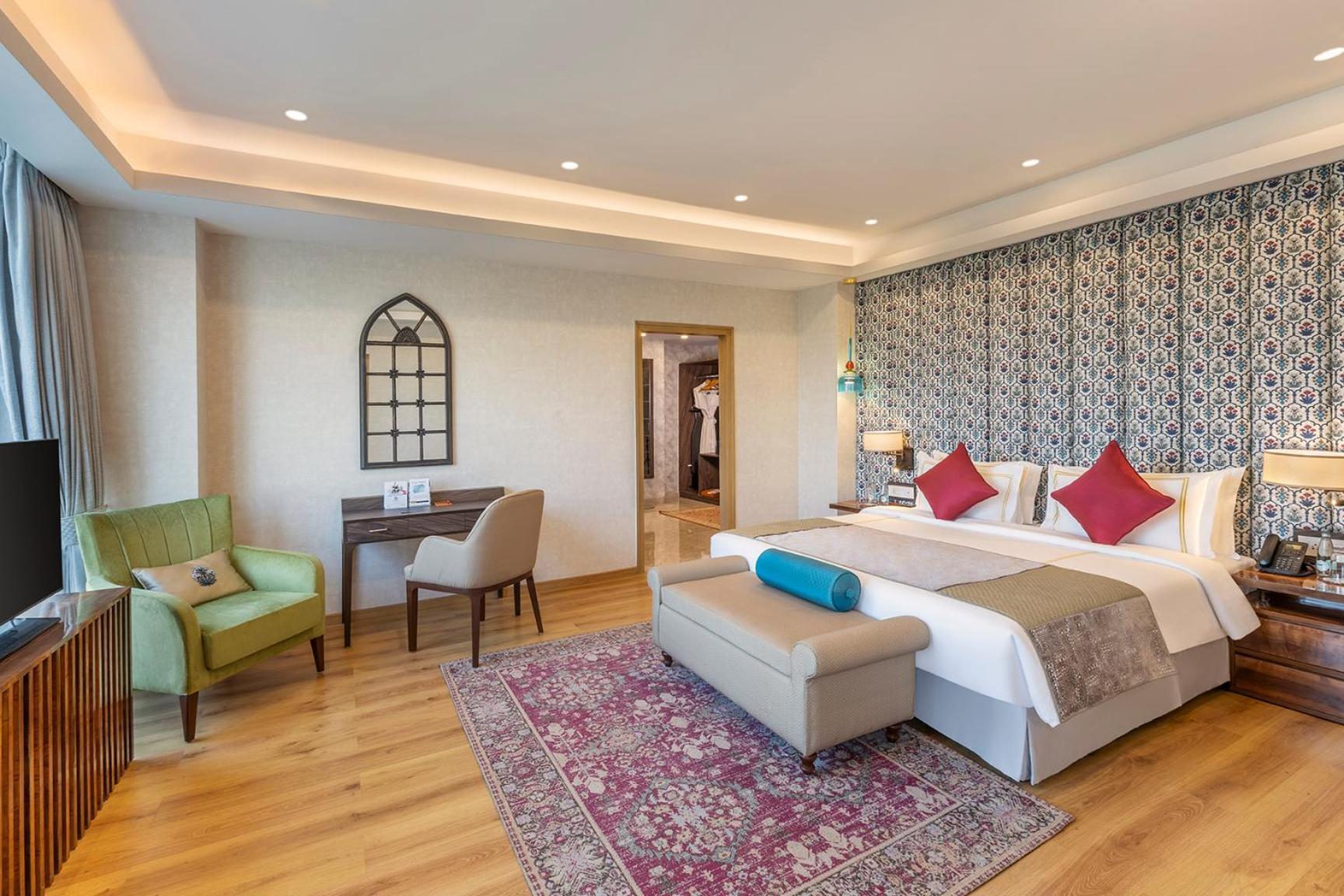 Expoinn Suites And Convention Greater Noida Exterior photo